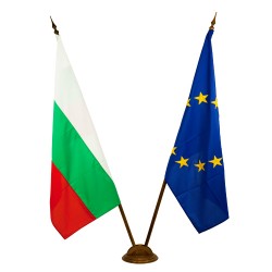 Луксозна интериорна стойка за две знамена